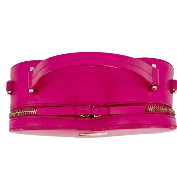 NWOT Kate Spade Pink Heart Shaped Flirt Crossbody handbag with removable strap - Picture 3 of 14